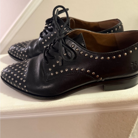 FRYE Erica Stud Oxford shoes  Size 7.5 - Picture 9 of 15